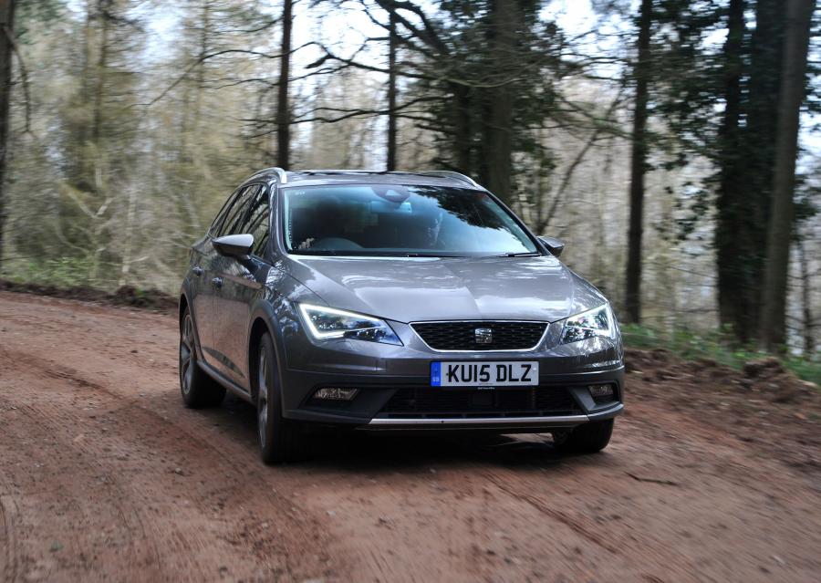  Seat Leon X-Perience 4Drive 2015 года  (UK) (фото 17 из 30)
